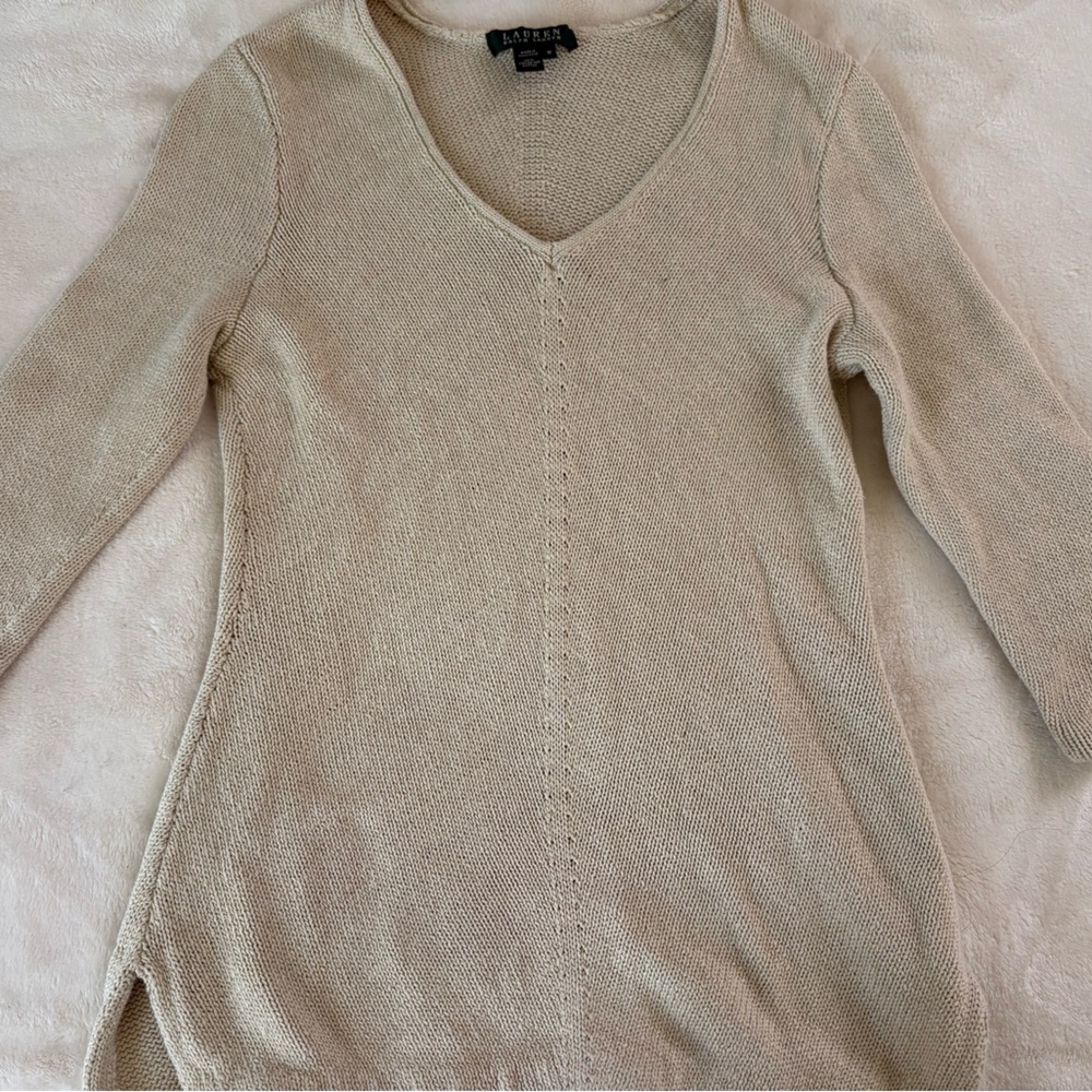 Ralph Lauren Women's Cream V-Neck Lightweight Knit Sweater